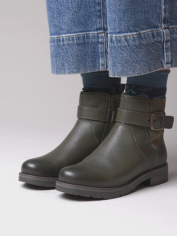 Green chelsea boot with dual-fit - RIA OLIVE GREEN LEATHER