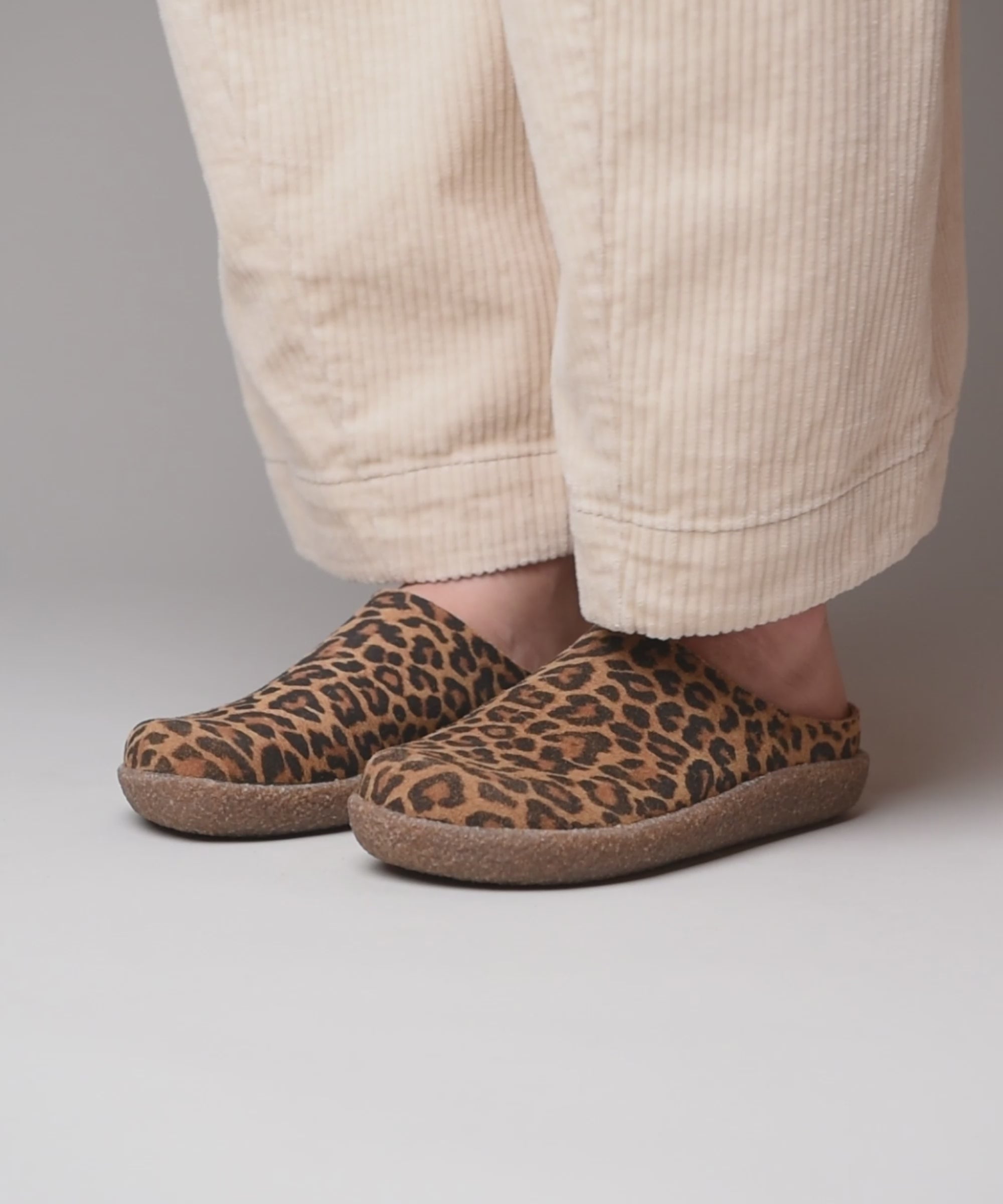 PEVENSEY LEOPARD PRINT | Brown extra cushioned leather clogs | Moshulu ...