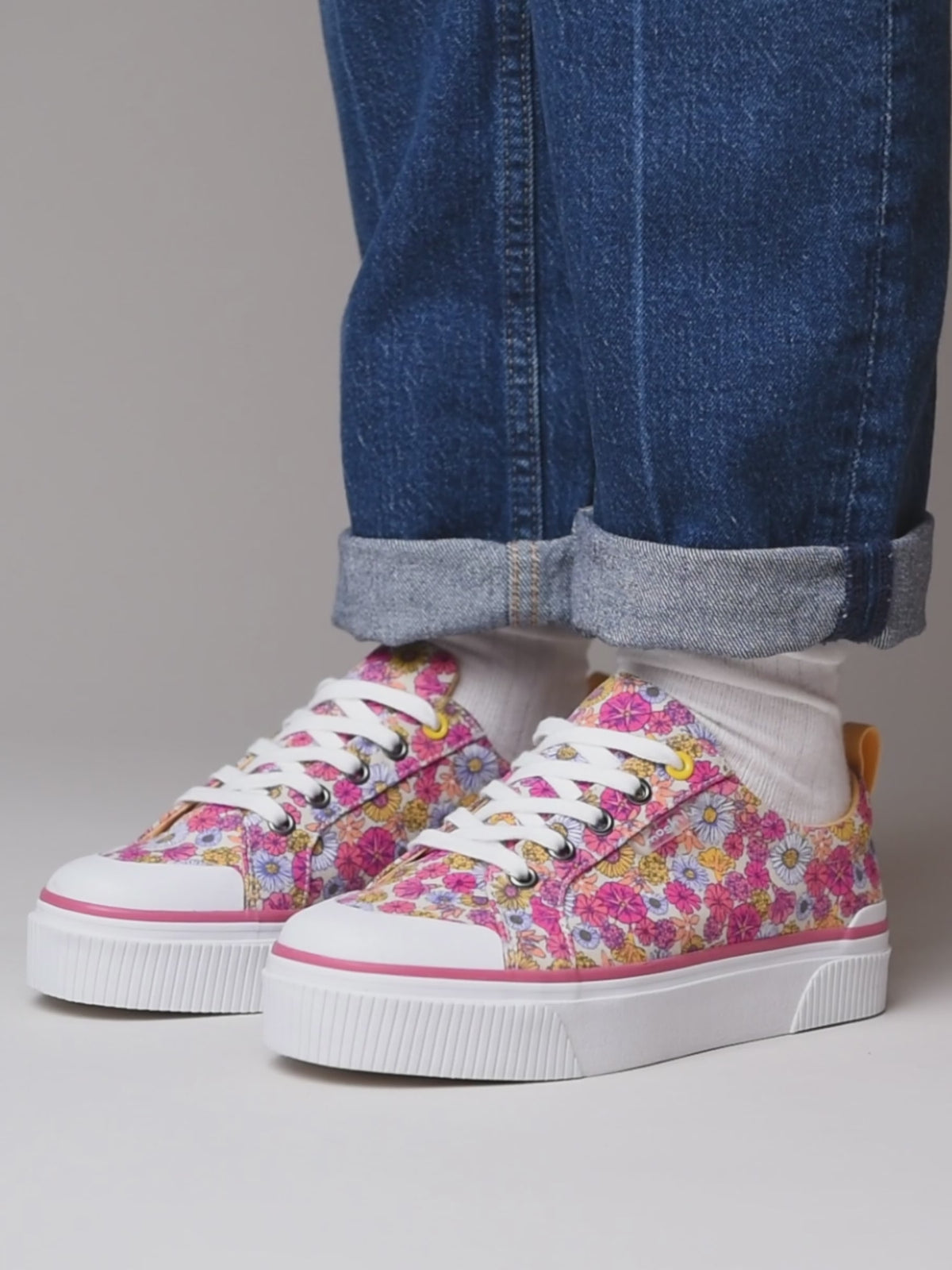 LEVAN COASTAL BLOOM PRINT