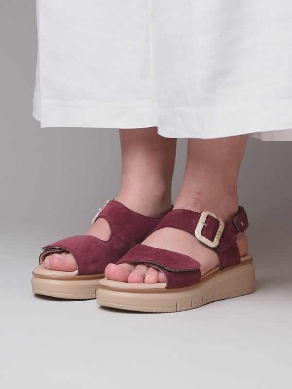 PERRAN ZINFANDEL RED SUEDE