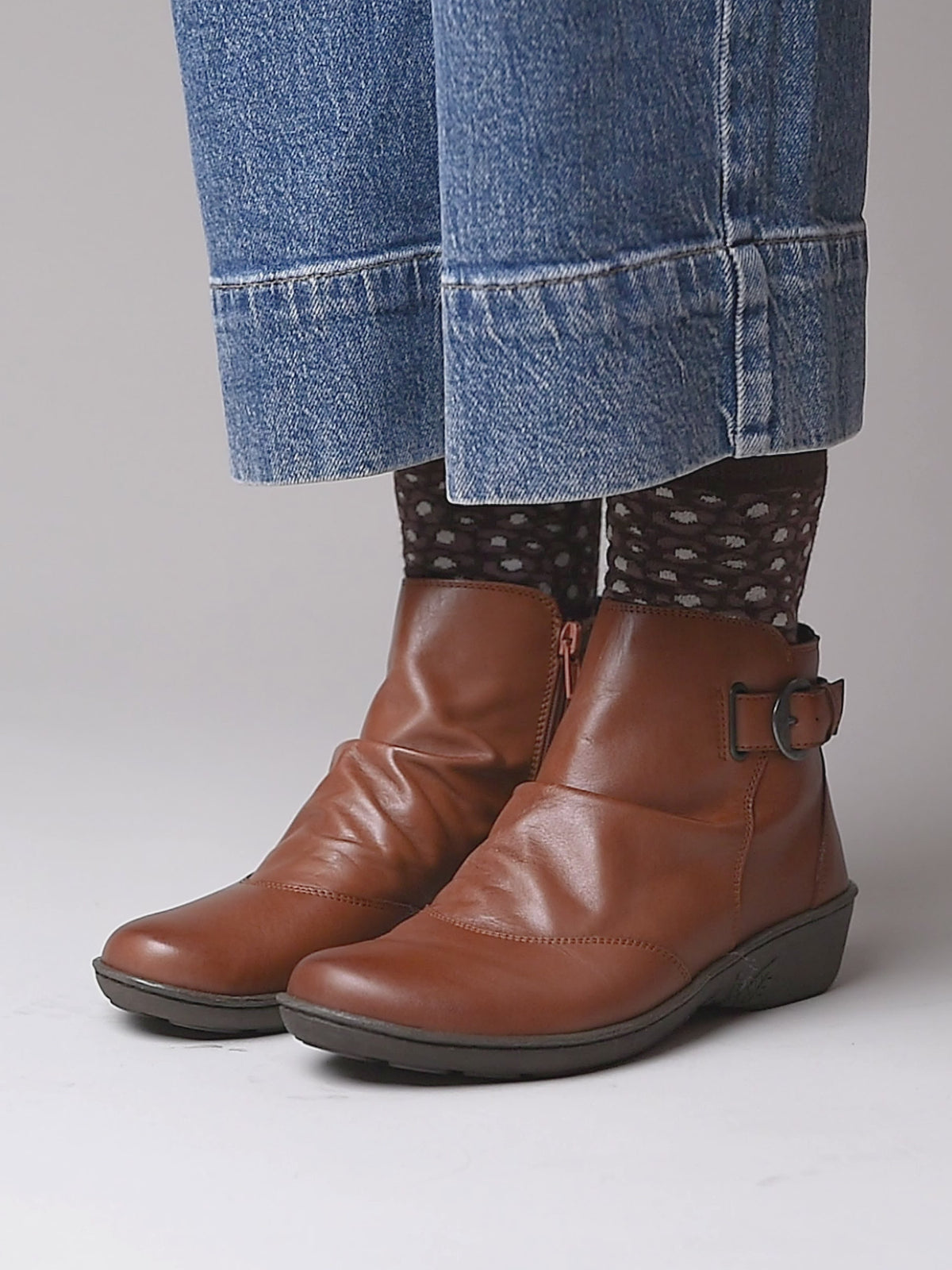 Brown slouchy ankle boots - BOURBON 2 TAN