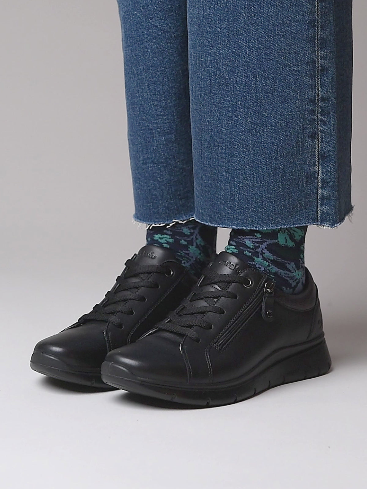 Black casual lightweight trainers - KENSEY BLACK LEATHER