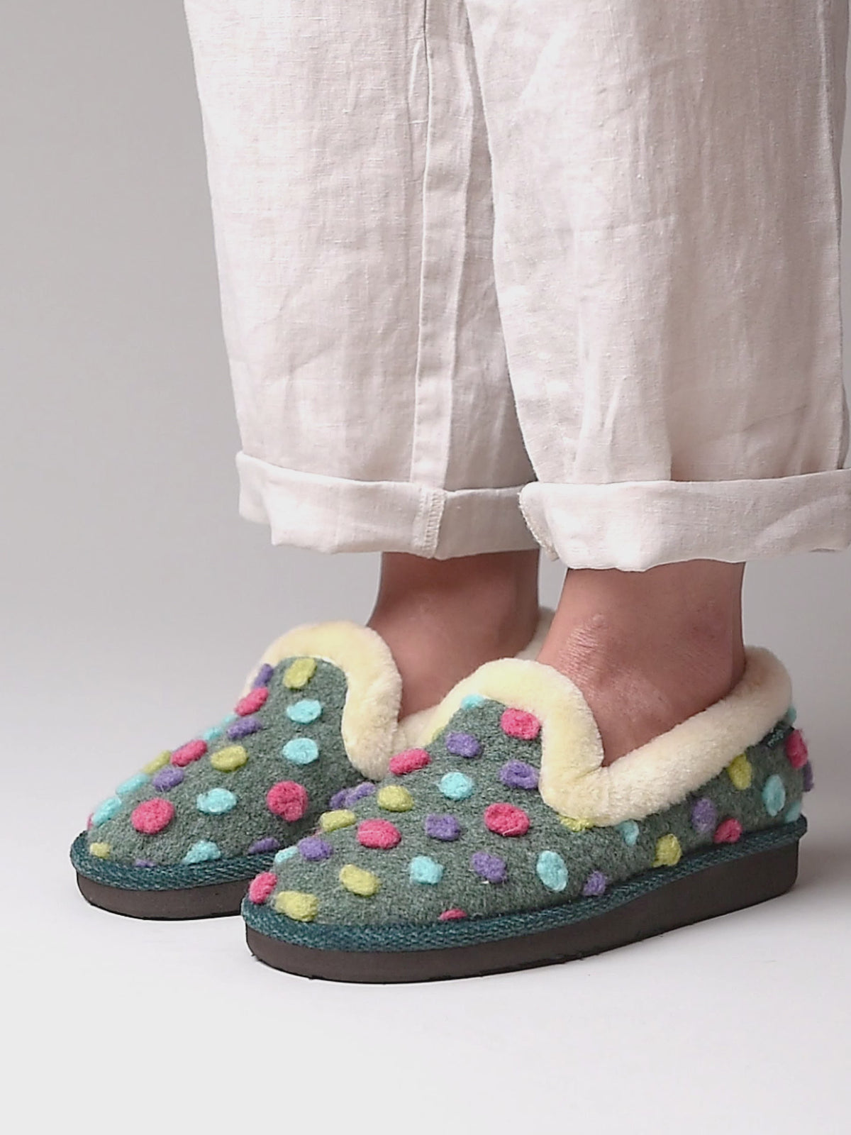 Green classic colourful spotty slippers - PEANUT BRITTLE JADE GREEN