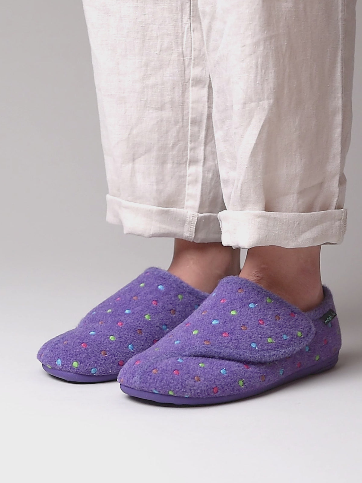 Purple adjustable touch fastening slipper - WATKIN VIOLET