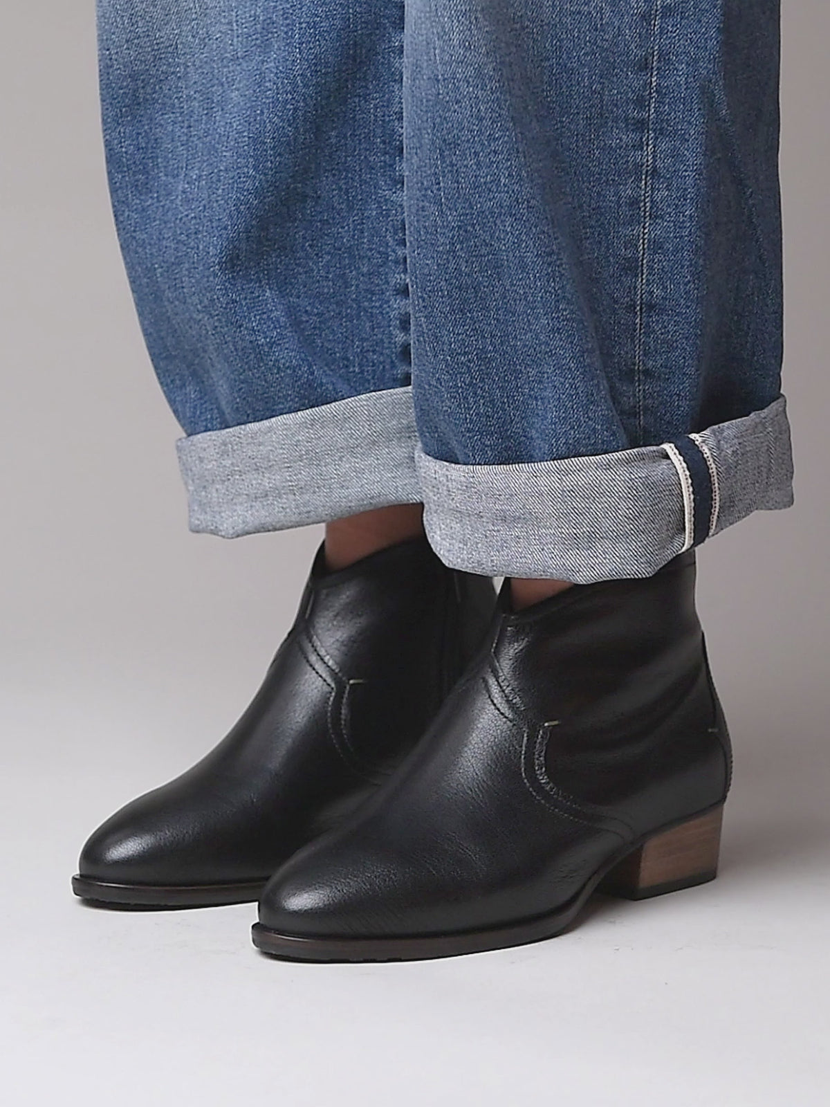 Black western-style heeled ankle boot - YARDANG BLACK LEATHER