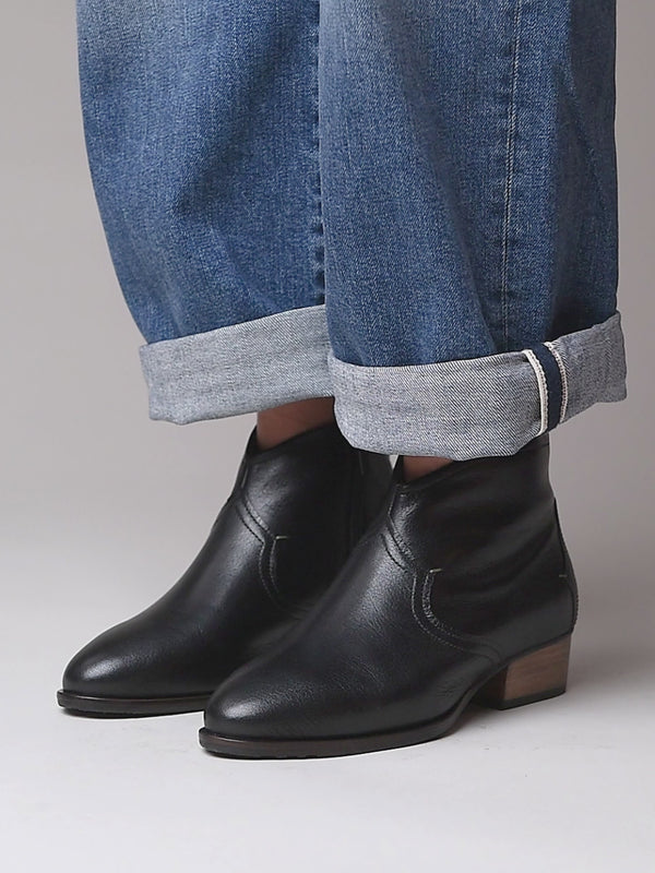 Black western-style heeled ankle boot - YARDANG BLACK LEATHER