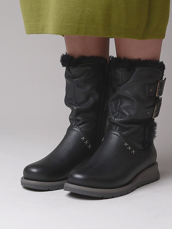 Black leather buckle, faux fur lined mid-length boot - CORSAC BLACK LEATHER