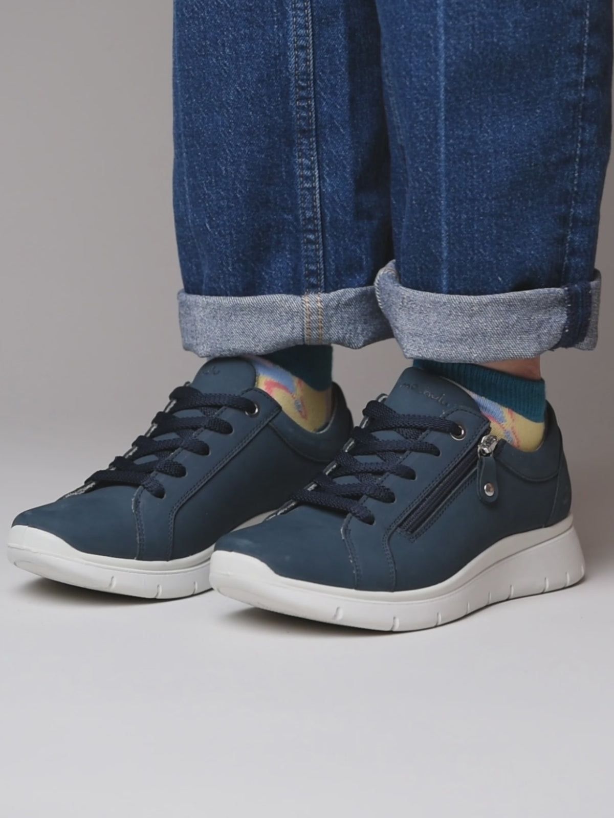 KENSEY INDIGO NUBUCK