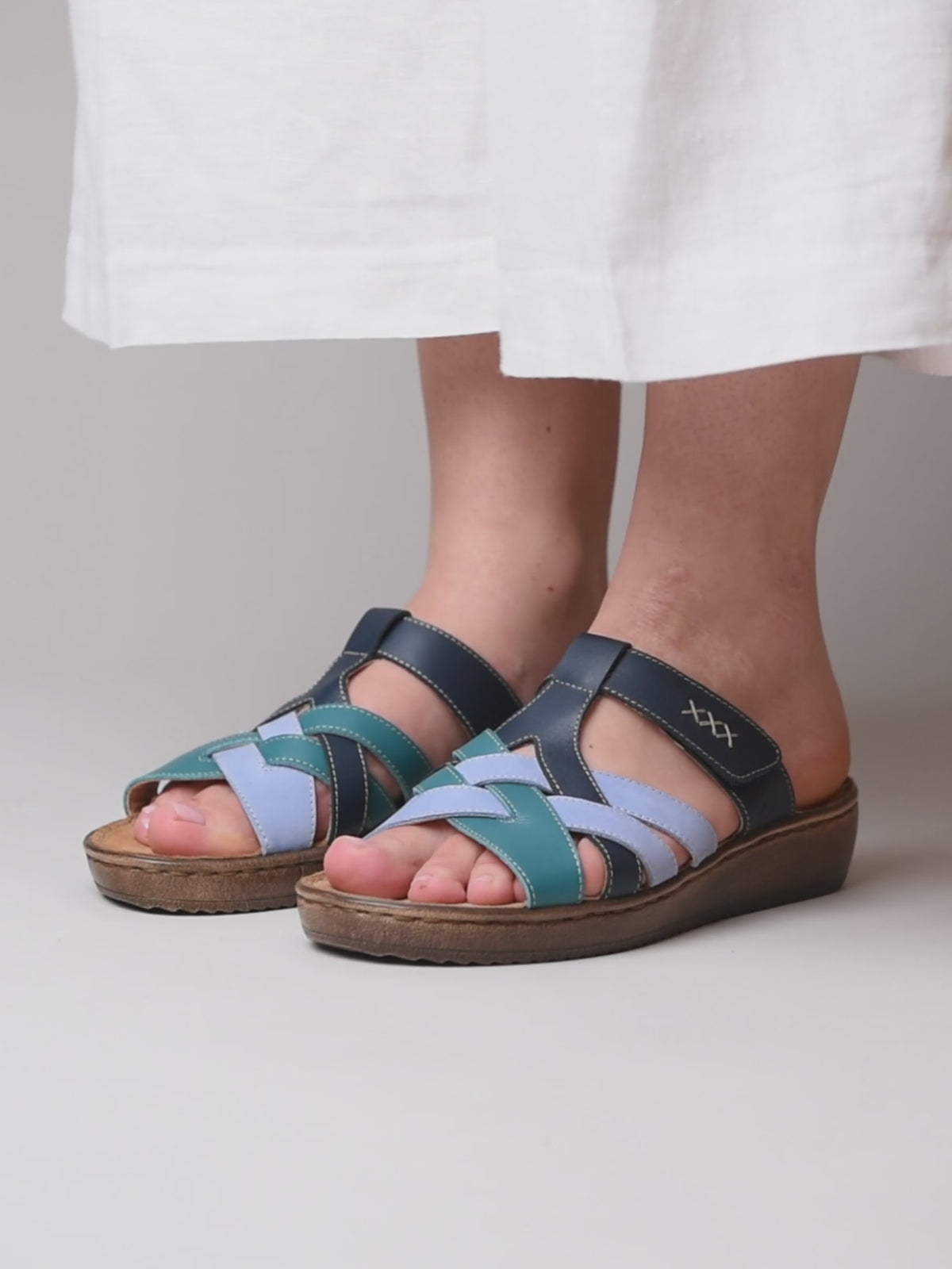 ZAHARA INDIGO MULTI LEATHER